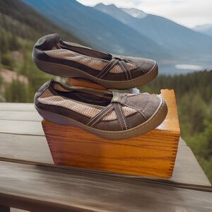 Terrasoles Shoes Womens‎ 9 Echo Crossband Ballerina Beige Chino Flats Activewear